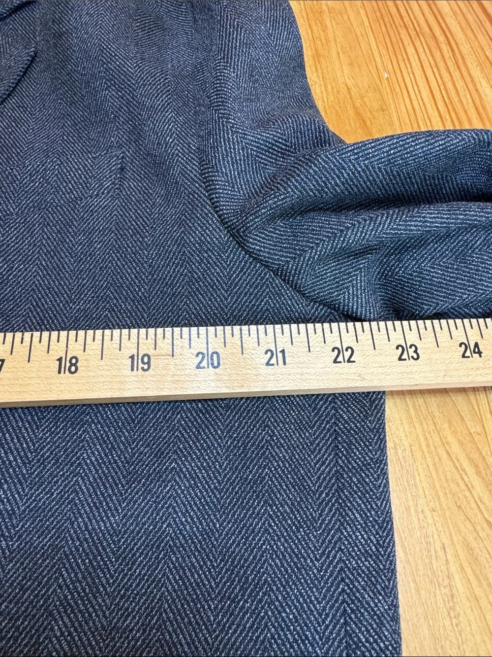 Men's Gray Herringbone‎ Blazer - Classic Two-Button Jacket